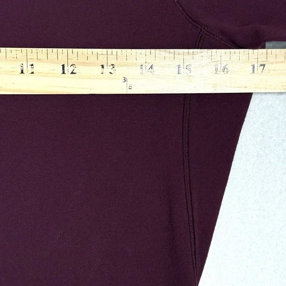 Lululemon Top Womens 6‎ Outrun the Elements 1/2 Zip Rulu Fabric Burgundy Running - Picture 9 of 10